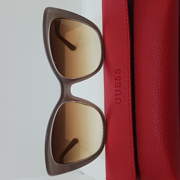 NWT WOMEN'S GUESS SUNGLASSES GUA00007 - Picture 2 of 3